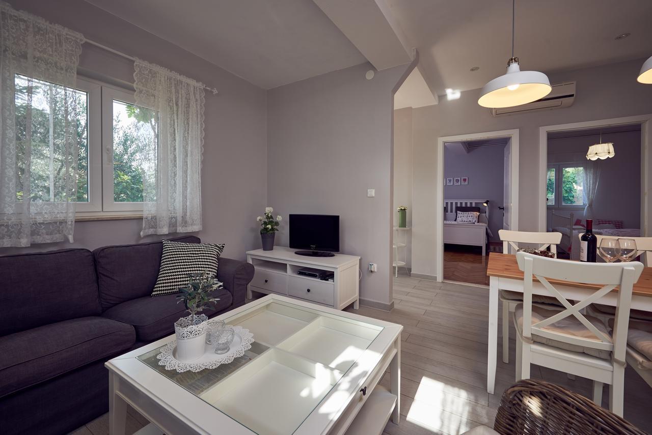 Apartments Tonka Trogir Phòng bức ảnh